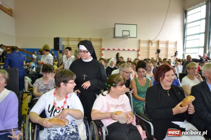 Zdjęcie w galerii na portalu naszraciborz.pl: Festiwal Pozytywnych Wartości w Bieńkowicach  wiadomości z regionu