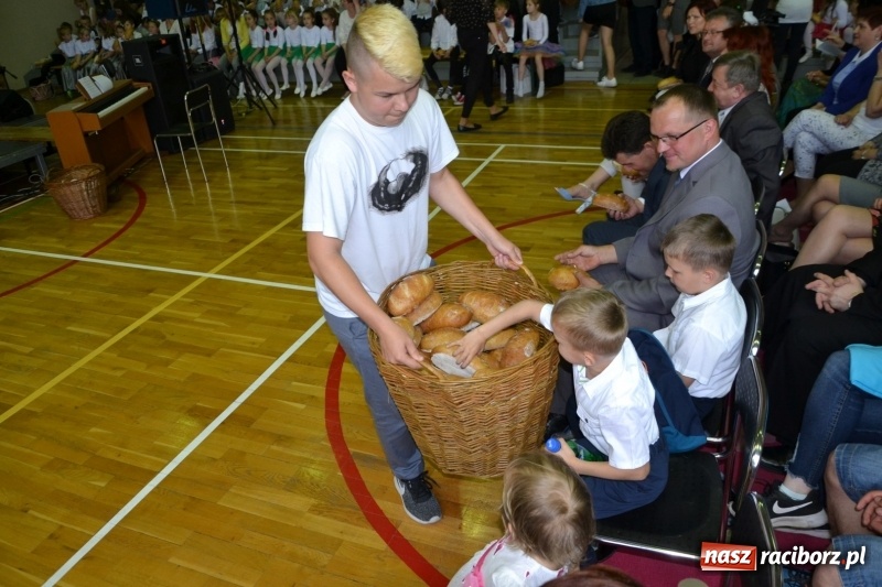 Zdjęcie w galerii na portalu naszraciborz.pl: Festiwal Pozytywnych Wartości w Bieńkowicach  wiadomości z regionu