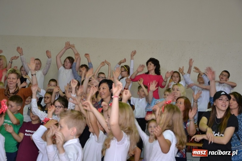 Zdjęcie w galerii na portalu naszraciborz.pl: Festiwal Pozytywnych Wartości w Bieńkowicach  wiadomości z regionu