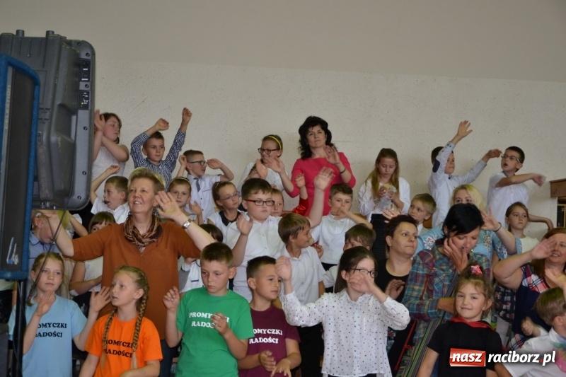 Zdjęcie w galerii na portalu naszraciborz.pl: Festiwal Pozytywnych Wartości w Bieńkowicach  wiadomości z regionu