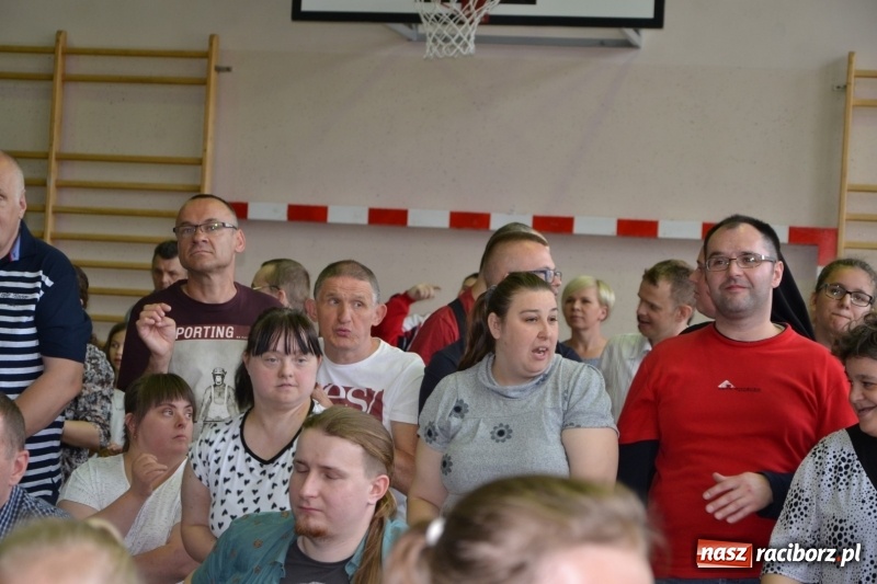 Zdjęcie w galerii na portalu naszraciborz.pl: Festiwal Pozytywnych Wartości w Bieńkowicach  wiadomości z regionu