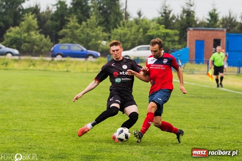 Zdjęcie w galerii na portalu naszraciborz.pl: Kolejna porażka Unii Racibórz. Spadek coraz bliżej? wiadomości z regionu