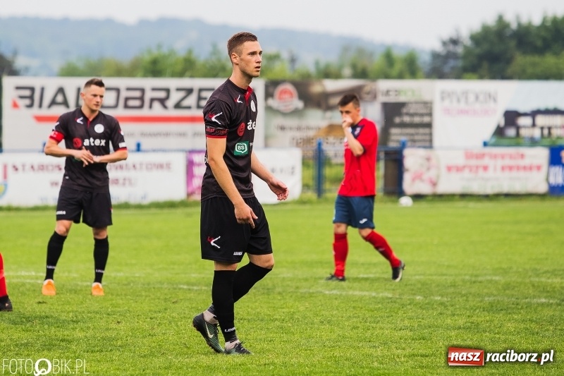 Zdjęcie w galerii na portalu naszraciborz.pl: Kolejna porażka Unii Racibórz. Spadek coraz bliżej? wiadomości z regionu