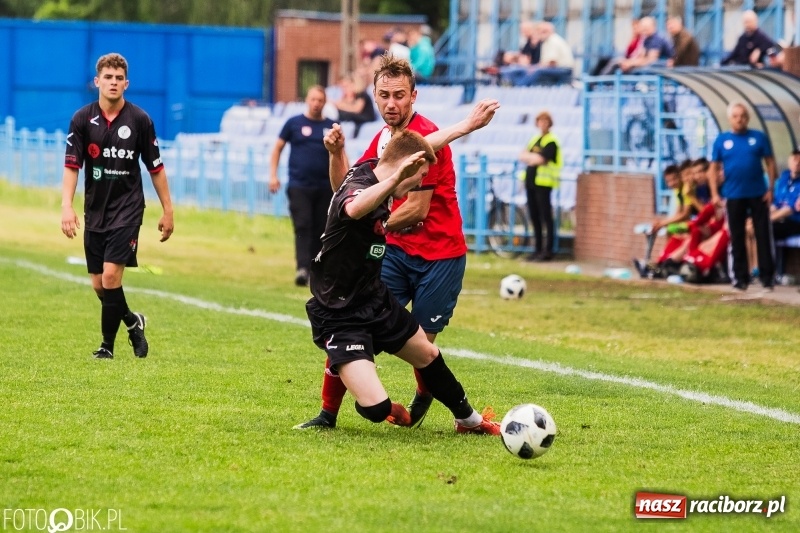 Zdjęcie w galerii na portalu naszraciborz.pl: Kolejna porażka Unii Racibórz. Spadek coraz bliżej? wiadomości z regionu