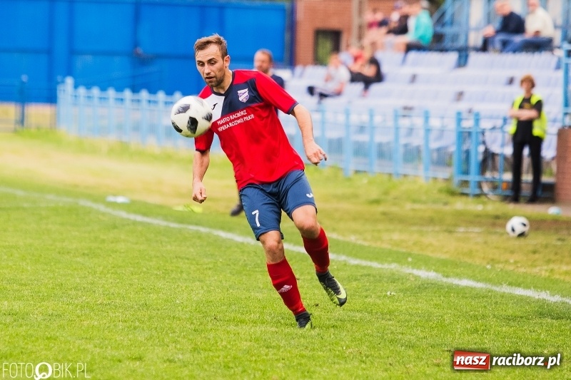 Zdjęcie w galerii na portalu naszraciborz.pl: Kolejna porażka Unii Racibórz. Spadek coraz bliżej? wiadomości z regionu
