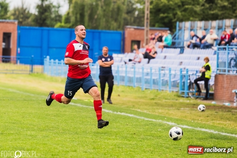 Zdjęcie w galerii na portalu naszraciborz.pl: Kolejna porażka Unii Racibórz. Spadek coraz bliżej? wiadomości z regionu