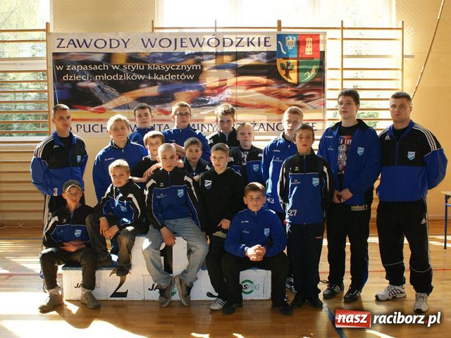 Zdjęcie w galerii na portalu naszraciborz.pl: Zapaśnicy walczyli o puchar wójta Krzyżanowic wiadomości z regionu
