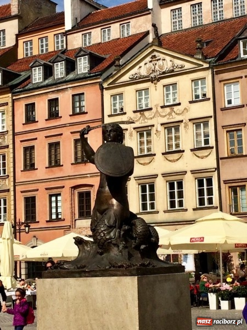 Zdjęcie w galerii na portalu naszraciborz.pl: Na tropach Warszawskiej Syrenki. Edukacja i zabawa w stolicy wiadomości z regionu