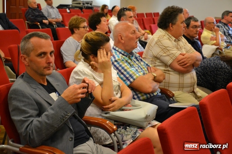 Zdjęcie w galerii na portalu naszraciborz.pl: Na Zamku Piastowskim dyskutowano o stosunkach polsko-żydowskich wiadomości z regionu