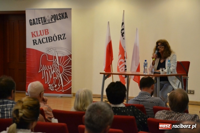 Zdjęcie w galerii na portalu naszraciborz.pl: Na Zamku Piastowskim dyskutowano o stosunkach polsko-żydowskich wiadomości z regionu