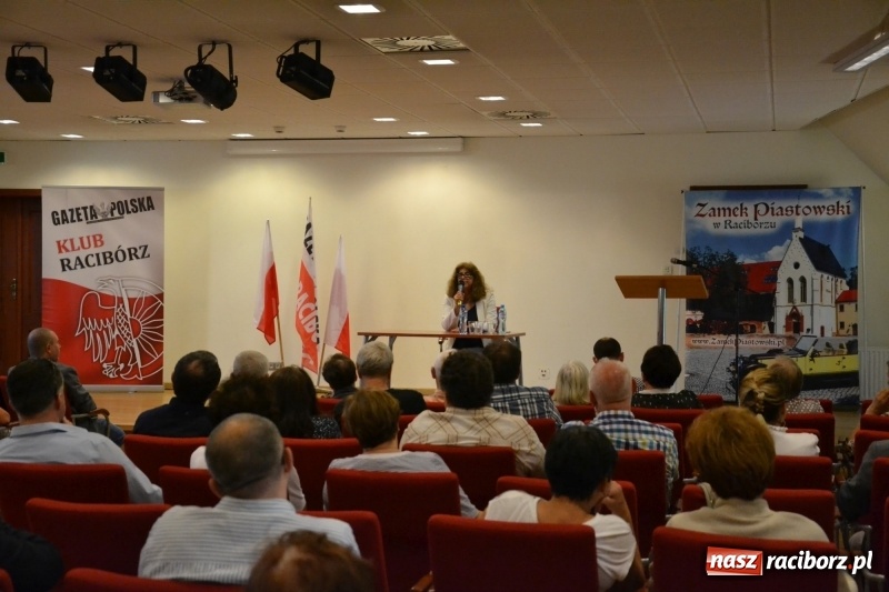 Zdjęcie w galerii na portalu naszraciborz.pl: Na Zamku Piastowskim dyskutowano o stosunkach polsko-żydowskich wiadomości z regionu