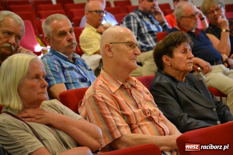 Zdjęcie w galerii na portalu naszraciborz.pl: Na Zamku Piastowskim dyskutowano o stosunkach polsko-żydowskich wiadomości z regionu