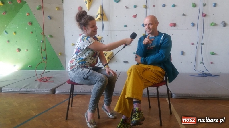 Zdjęcie w galerii na portalu naszraciborz.pl: Dariusz Kaptur bohaterem kolejnego odcinka cyklu Racibórz pełen pasji wiadomości z regionu