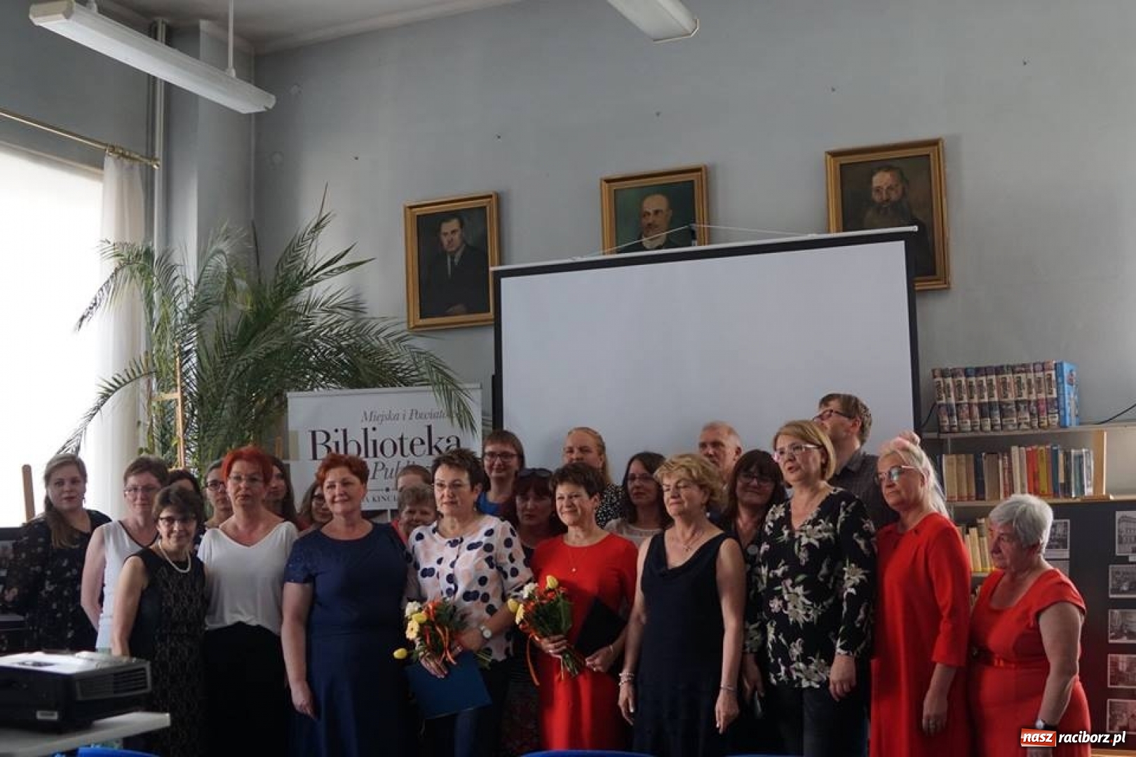 Zdjęcie w galerii na portalu naszraciborz.pl: Raciborscy bibliotekarze świętują. Książka w naszym mieście trzyma się mocno! wiadomości z regionu