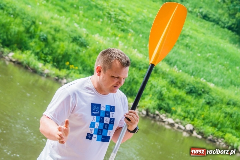 Zdjęcie w galerii na portalu naszraciborz.pl: I popłynęli! Spływ kajakowy Racibórz-Grzegorzowice wiadomości z regionu