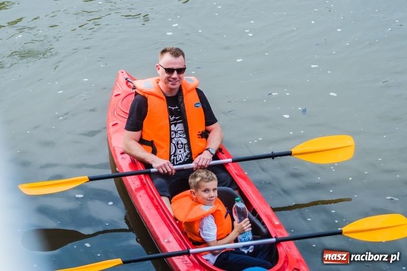 Zdjęcie w galerii na portalu naszraciborz.pl: I popłynęli! Spływ kajakowy Racibórz-Grzegorzowice wiadomości z regionu