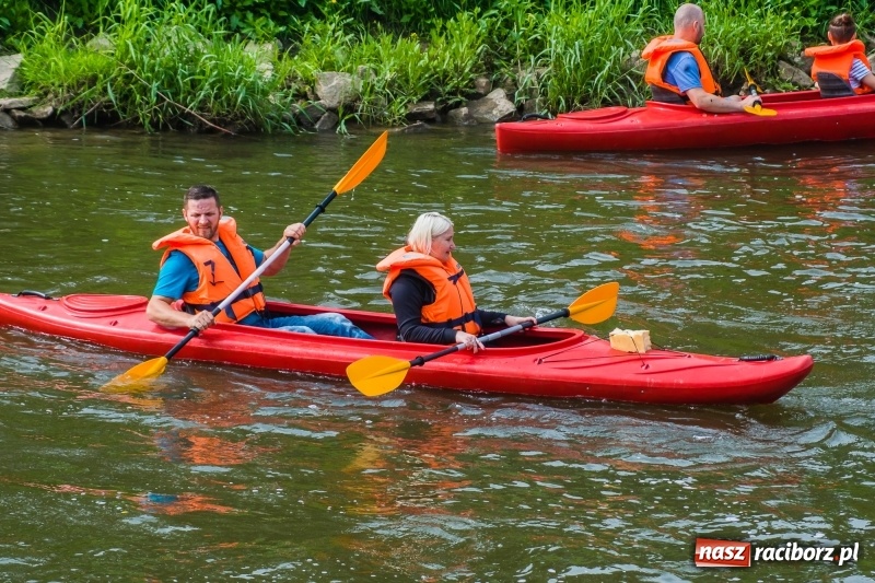 Zdjęcie w galerii na portalu naszraciborz.pl: I popłynęli! Spływ kajakowy Racibórz-Grzegorzowice wiadomości z regionu