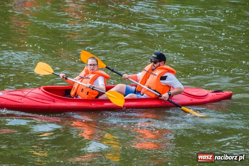 Zdjęcie w galerii na portalu naszraciborz.pl: I popłynęli! Spływ kajakowy Racibórz-Grzegorzowice wiadomości z regionu