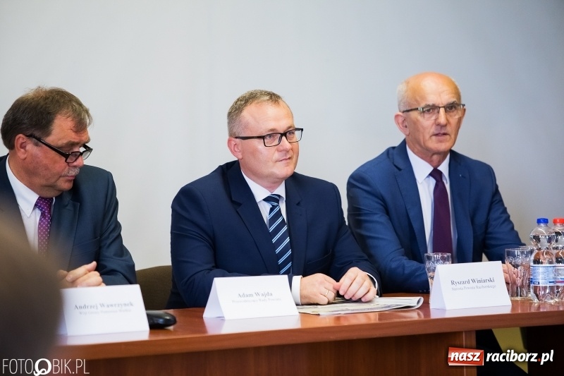 Zdjęcie w galerii na portalu naszraciborz.pl: Ruszyła XVIII Eko-Wystawa w Pietrowicach Wielkich  wiadomości z regionu