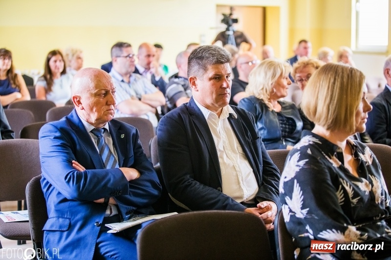 Zdjęcie w galerii na portalu naszraciborz.pl: Ruszyła XVIII Eko-Wystawa w Pietrowicach Wielkich  wiadomości z regionu