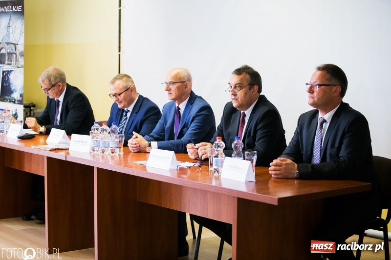 Zdjęcie w galerii na portalu naszraciborz.pl: Ruszyła XVIII Eko-Wystawa w Pietrowicach Wielkich  wiadomości z regionu