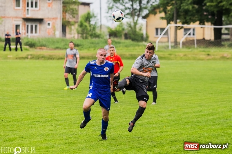 Zdjęcie w galerii na portalu naszraciborz.pl: Klasa okręgowa: Wielkie derby gminy Krzanowice dla Borucina! wiadomości z regionu