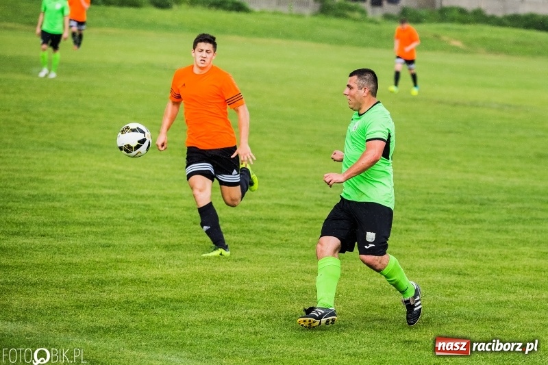 Zdjęcie w galerii na portalu naszraciborz.pl: A klasa: Piękny gol Mateusza Janika to za mało. Studzienna znów gorsza od Kornowaca wiadomości z regionu