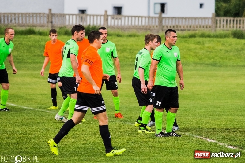 Zdjęcie w galerii na portalu naszraciborz.pl: A klasa: Piękny gol Mateusza Janika to za mało. Studzienna znów gorsza od Kornowaca wiadomości z regionu