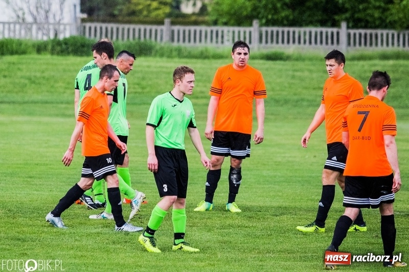 Zdjęcie w galerii na portalu naszraciborz.pl: A klasa: Piękny gol Mateusza Janika to za mało. Studzienna znów gorsza od Kornowaca wiadomości z regionu