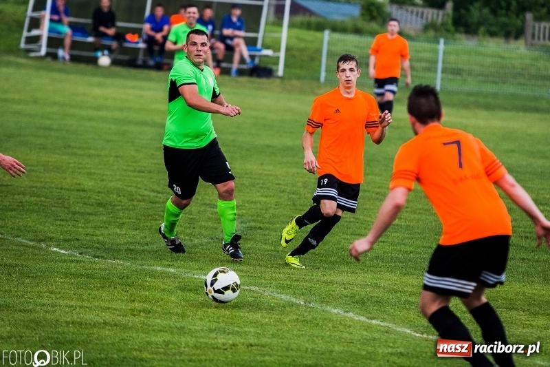 Zdjęcie w galerii na portalu naszraciborz.pl: A klasa: Piękny gol Mateusza Janika to za mało. Studzienna znów gorsza od Kornowaca wiadomości z regionu