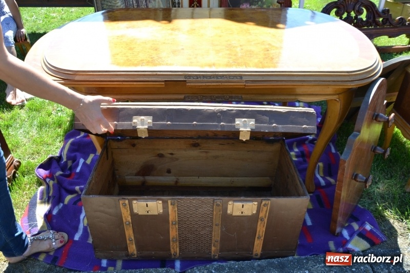 Zdjęcie w galerii na portalu naszraciborz.pl: Jarmark na granicy - dużo sprzedających, dużo kupujących wiadomości z regionu