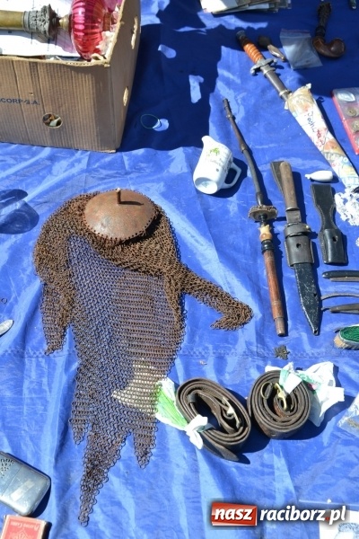 Zdjęcie w galerii na portalu naszraciborz.pl: Jarmark na granicy - dużo sprzedających, dużo kupujących wiadomości z regionu