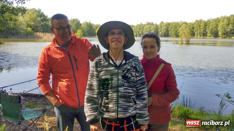 Zdjęcie w galerii na portalu naszraciborz.pl: Raciborski OSiR zaprosił dziś na rodzinne wędkowanie na Babiczoku wiadomości z regionu
