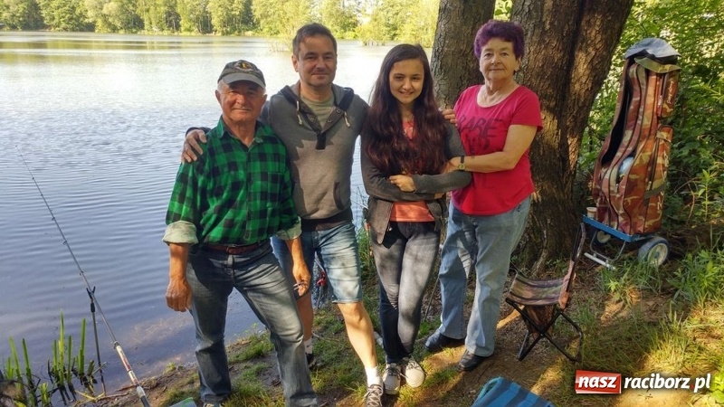 Zdjęcie w galerii na portalu naszraciborz.pl: Raciborski OSiR zaprosił dziś na rodzinne wędkowanie na Babiczoku wiadomości z regionu