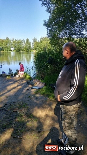 Zdjęcie w galerii na portalu naszraciborz.pl: Raciborski OSiR zaprosił dziś na rodzinne wędkowanie na Babiczoku wiadomości z regionu