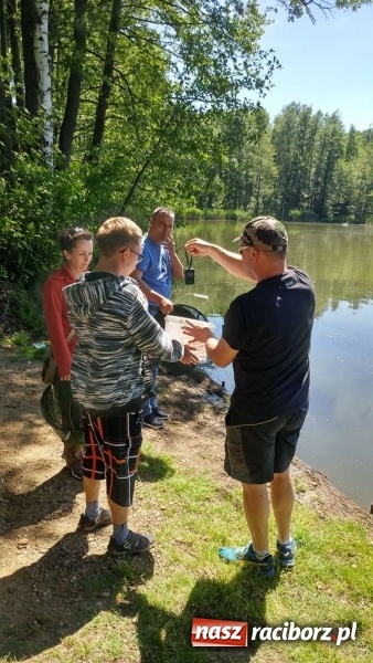 Zdjęcie w galerii na portalu naszraciborz.pl: Raciborski OSiR zaprosił dziś na rodzinne wędkowanie na Babiczoku wiadomości z regionu