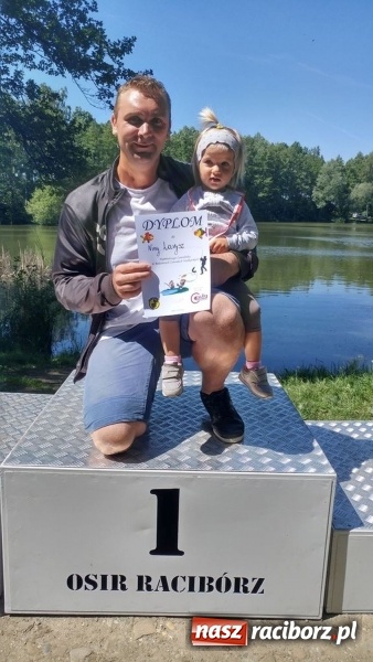 Zdjęcie w galerii na portalu naszraciborz.pl: Raciborski OSiR zaprosił dziś na rodzinne wędkowanie na Babiczoku wiadomości z regionu