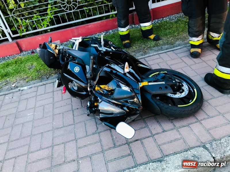 Zdjęcie w galerii na portalu naszraciborz.pl: Zderzenie audi z yamahą w Tworkowie  wiadomości z regionu