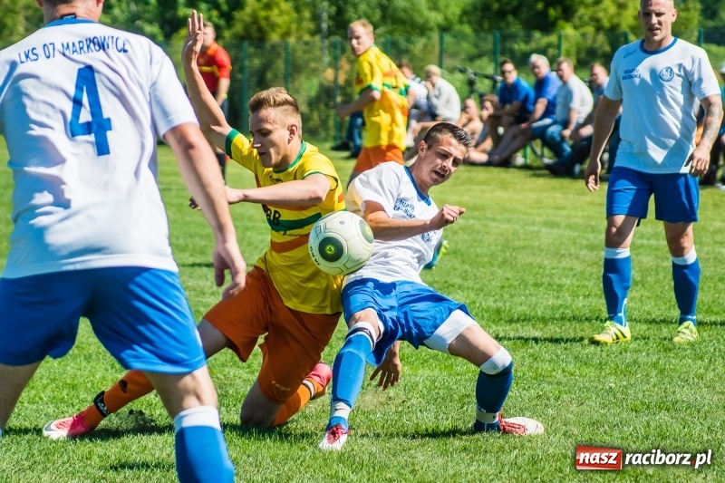 Zdjęcie w galerii na portalu naszraciborz.pl: Markowice pokonały Koziołki i tracą tylko jeden punkt do lidera wiadomości z regionu