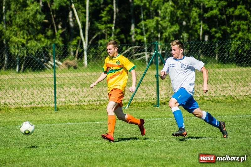 Zdjęcie w galerii na portalu naszraciborz.pl: Markowice pokonały Koziołki i tracą tylko jeden punkt do lidera wiadomości z regionu