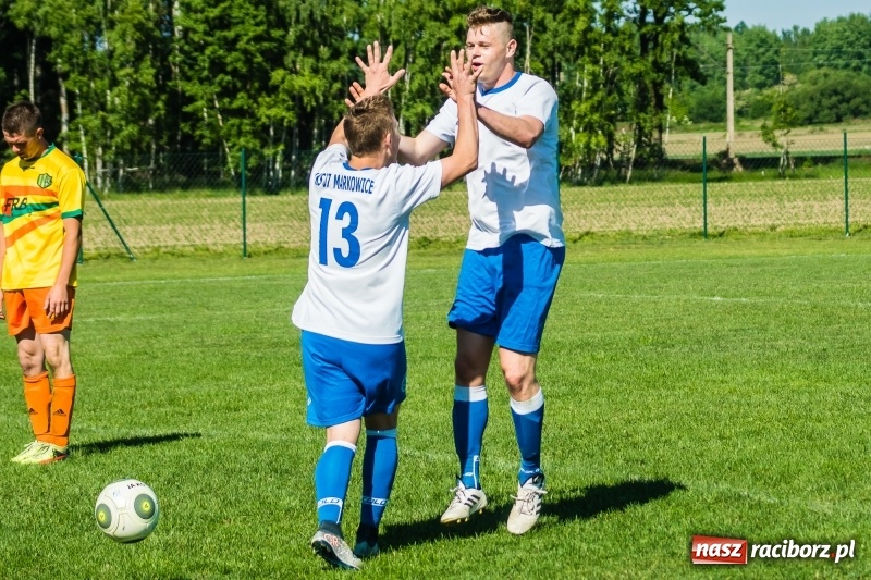 Zdjęcie w galerii na portalu naszraciborz.pl: Markowice pokonały Koziołki i tracą tylko jeden punkt do lidera wiadomości z regionu