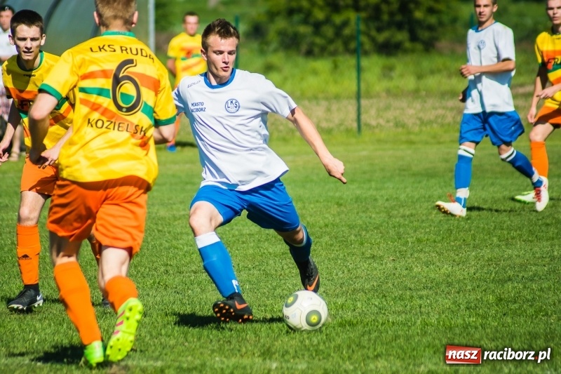 Zdjęcie w galerii na portalu naszraciborz.pl: Markowice pokonały Koziołki i tracą tylko jeden punkt do lidera wiadomości z regionu