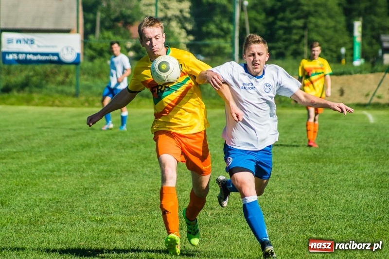 Zdjęcie w galerii na portalu naszraciborz.pl: Markowice pokonały Koziołki i tracą tylko jeden punkt do lidera wiadomości z regionu