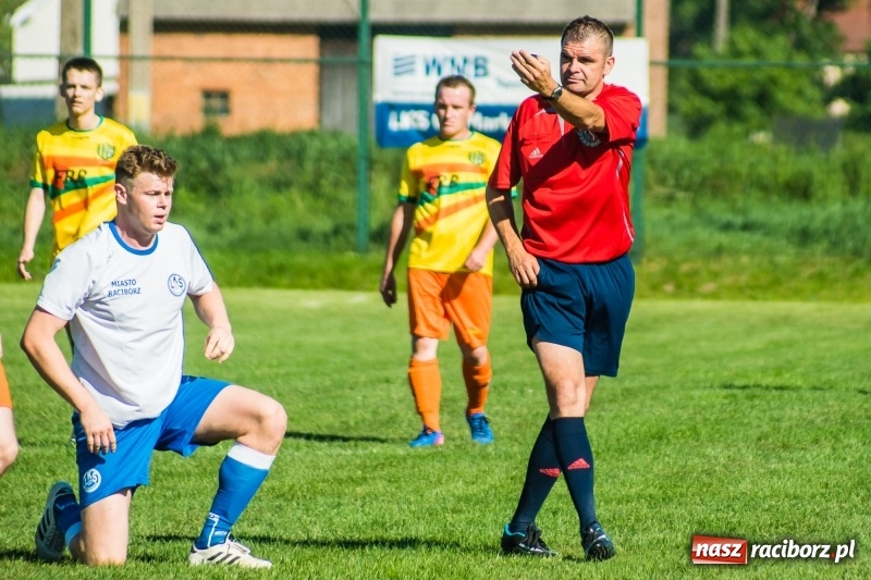 Zdjęcie w galerii na portalu naszraciborz.pl: Markowice pokonały Koziołki i tracą tylko jeden punkt do lidera wiadomości z regionu