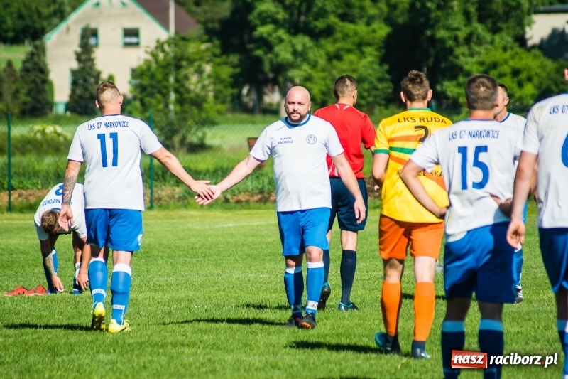 Zdjęcie w galerii na portalu naszraciborz.pl: Markowice pokonały Koziołki i tracą tylko jeden punkt do lidera wiadomości z regionu