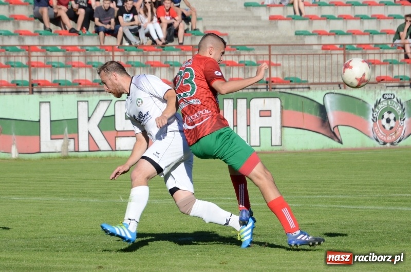 Zdjęcie w galerii na portalu naszraciborz.pl: Tworków pokonał rezerwy Turzy i pozostał w grze o drugie miejsce wiadomości z regionu