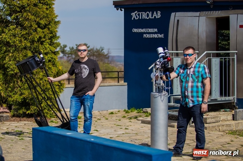 Zdjęcie w galerii na portalu naszraciborz.pl: Astrohunters - z nimi odkryjesz Wszechświat na nowo wiadomości z regionu