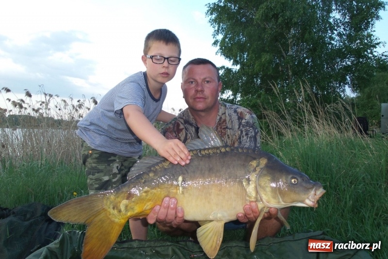 Zdjęcie w galerii na portalu naszraciborz.pl: Monitoring, domki wędkarskie i prąd dla wszystkich. Łowiska Babiczok w gminie Nędza rozbudowują się wiadomości z regionu
