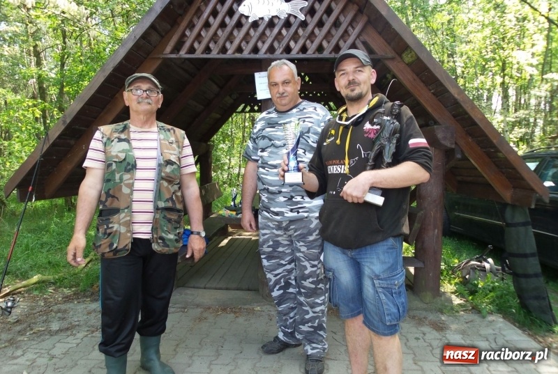 Zdjęcie w galerii na portalu naszraciborz.pl: Monitoring, domki wędkarskie i prąd dla wszystkich. Łowiska Babiczok w gminie Nędza rozbudowują się wiadomości z regionu