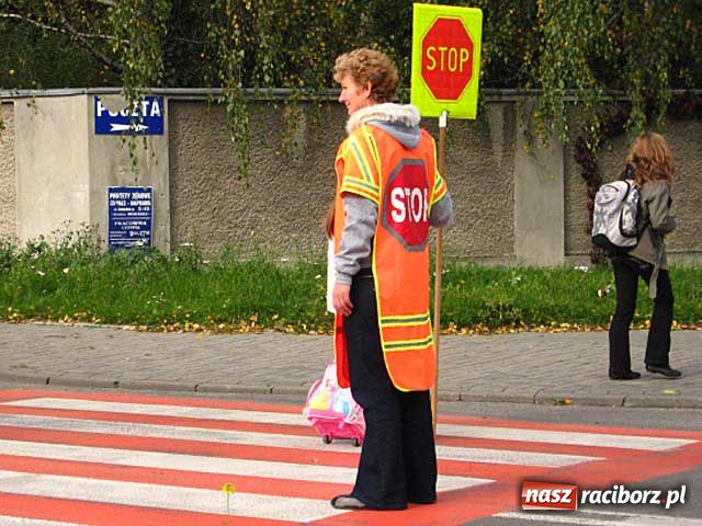 Zdjęcie w galerii na portalu naszraciborz.pl: Pani STOP skarży się na kierowców wiadomości z regionu